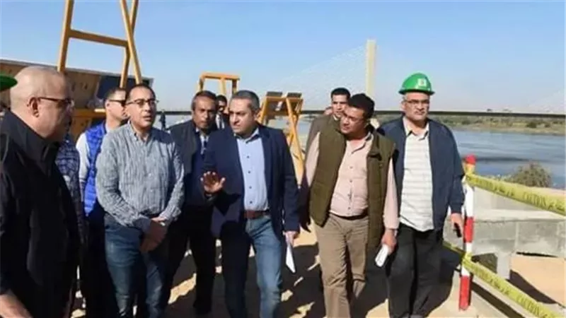 رئيس الوزراء يصل أسوان لتسليم تعويضات متضررى النوبة