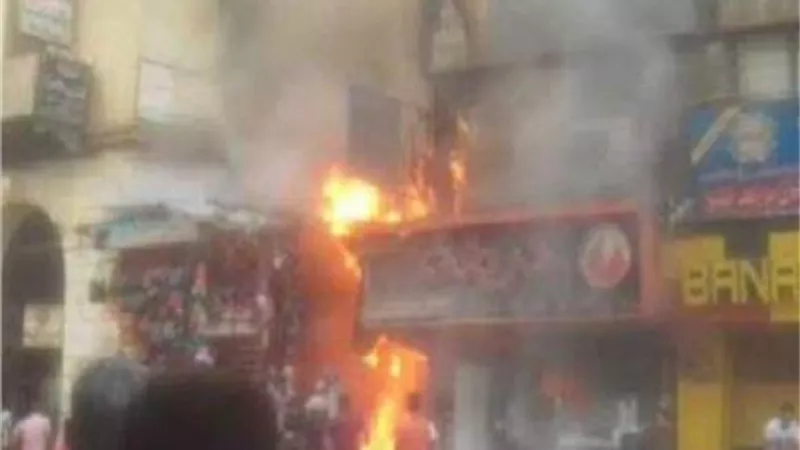 اصابة 3 اشخاص في حريق مصنع حلاوة بالبحيرة