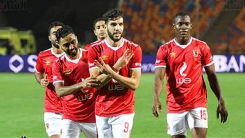 نادٍ سعودى يطلب ضم أزارو من الأهلى