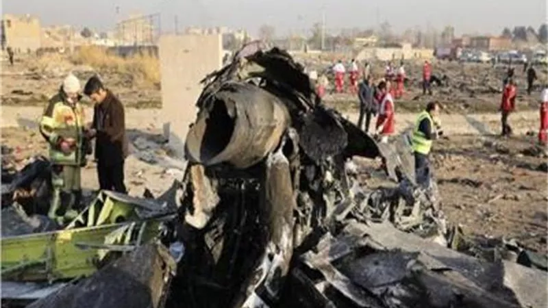 أوكرانيا وإيران تتفقان على إعادة كل حطام الطائرة المنكوبة إلى كييف