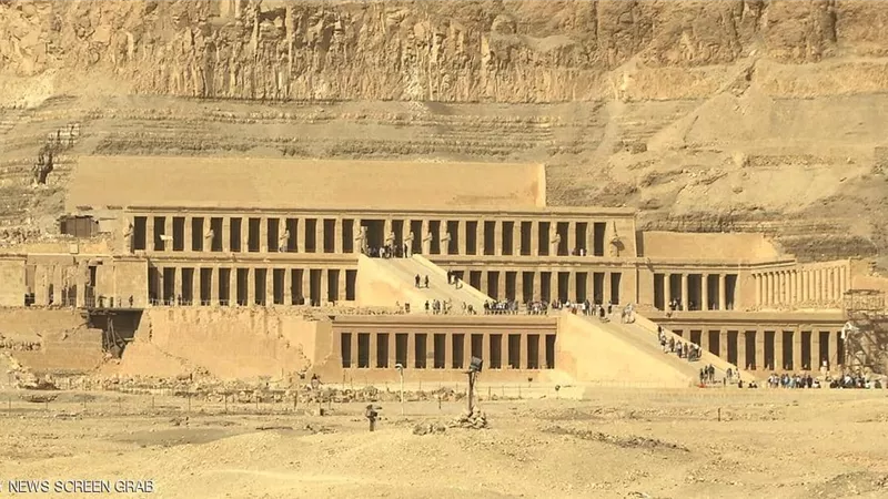 السجن 15 عاما للقنصل الإيطالي 
