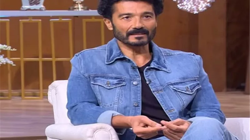 نقل النجم خالد النبوى إلى المستشفى