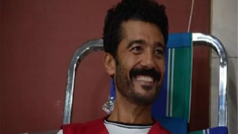 تفاصيل الحالة الصحية للنجم خالد النبوى بعد نقله للمستشفى