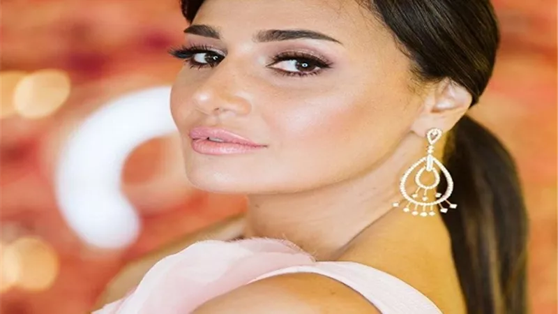 حلا شيحة تطير إلى السعودية.. لهذا السبب