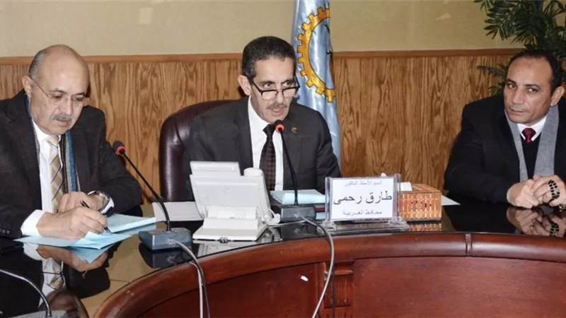 محافظ الغربية .. يبحث تنفيذ مبادرة رئيس الجمهورية 