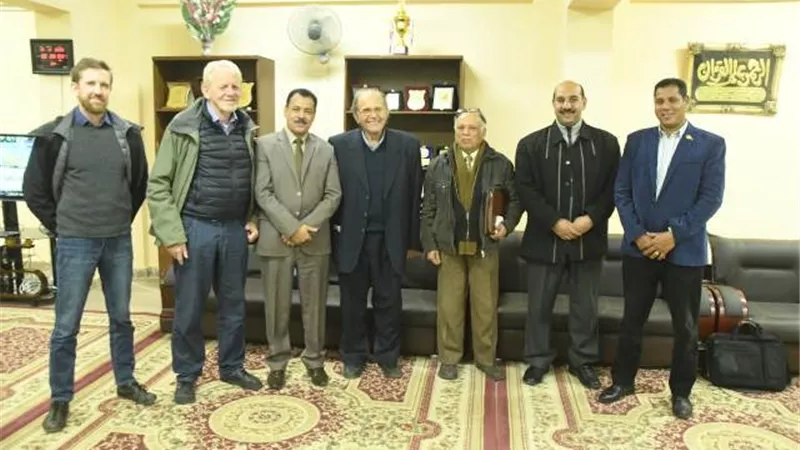 جامعة الوادي الجديد تستقبل وفد دنماركي لبحث العصور المطيرة غرب باريس.صور