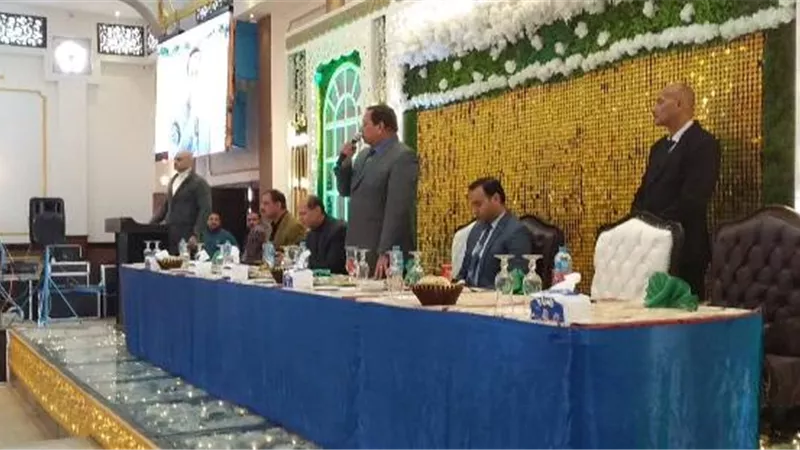 مدير امن سوهاج يقدم الشكر لأسر الشهداء علي ما قدموه من تضحيات من أجل الوطن