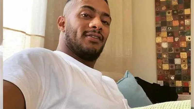 شاهد بالصور احدث سيارة للفنان محمد رمضان