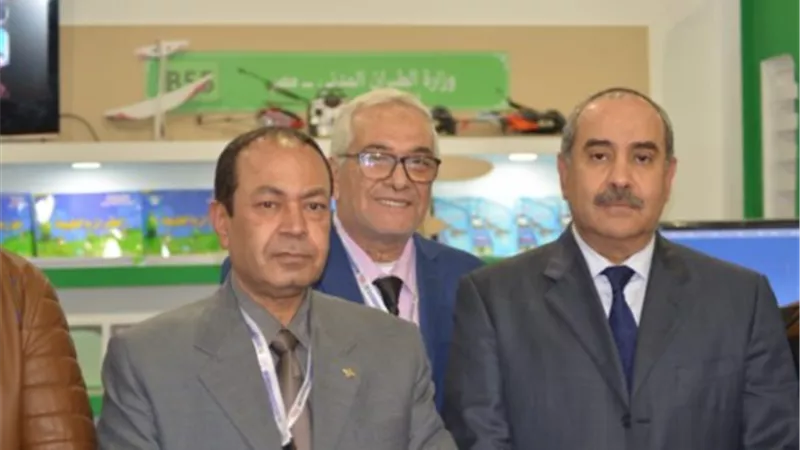 وزارة الطيران المدني تشارك بمعرض القاهرة الدولى للكتاب ال٥١