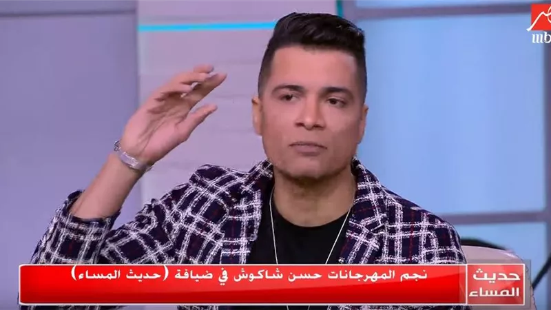 حسن شاكوش يطلق سلسلة محلات حلاقة لشباب بولاق بالمجان