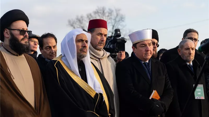 ٢٥ عالما اسلاميا يختتمون زيارتهم لمواقع الإبادة الجماعية في أوشفيتز