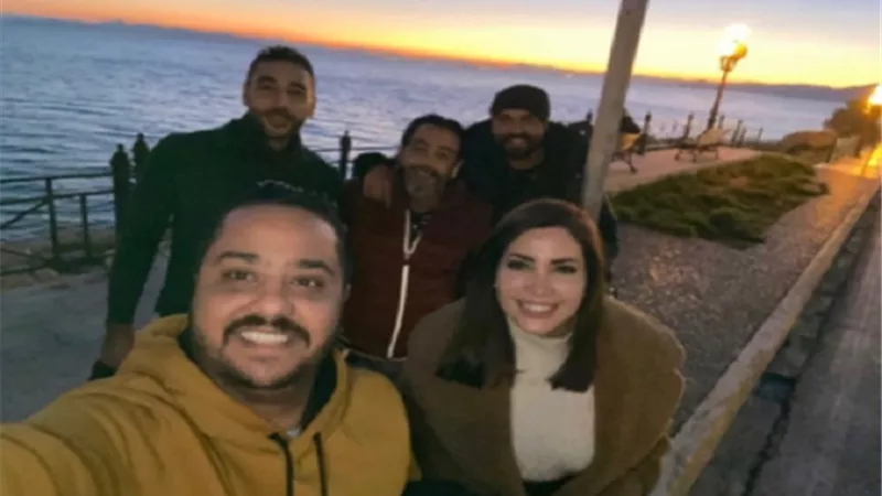 أحمد صلاح حسنى ونسرين طافش فى اليونان.. لهذا السبب