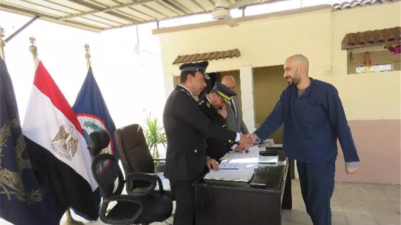 بمناسبة الإحتفال بعيد الشرطة الـ 68 .. الإفراج بالعفو عن 2957 والإفراج الشرطى عن 498 من نزلاء السجون