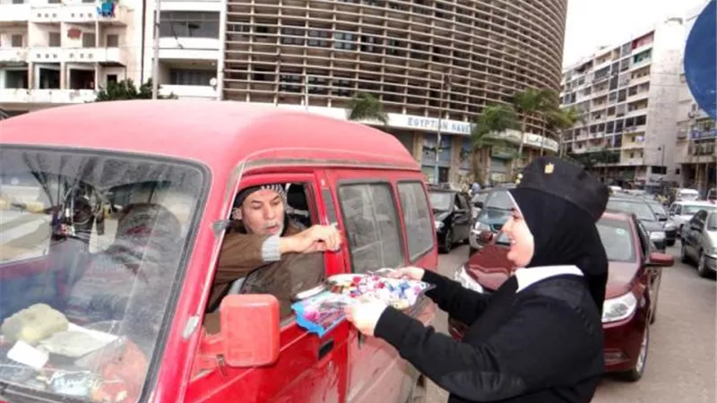 بالورود والحلوى.. الداخلية تحتفل مع الشعب بعيد الشرطة بجميع ميادين الجمهورية.. صور