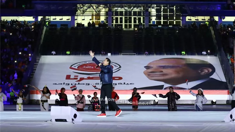 حكيم يسيطر علي ستاد القاهرة و70 الف يهتفون 