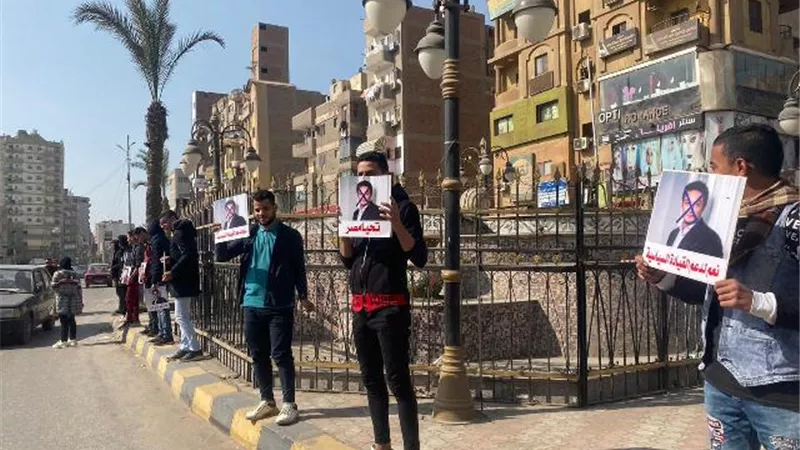 شباب الاسماعيلية فى مظاهرة حب لمصر: لا للفوضى .. نعم للاستقرار