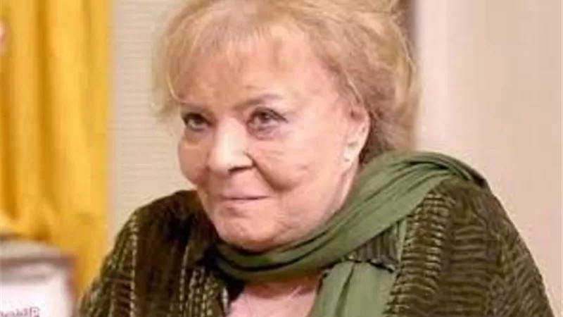 تدهور الحالة الصحية للفنانة نادية لطفى