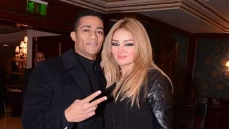 محمد رمضان يوجه رسالة غرام لزوجته