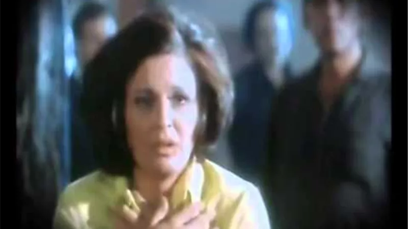 مشهد فرضته الرقابة على سعاد حسنى فى 