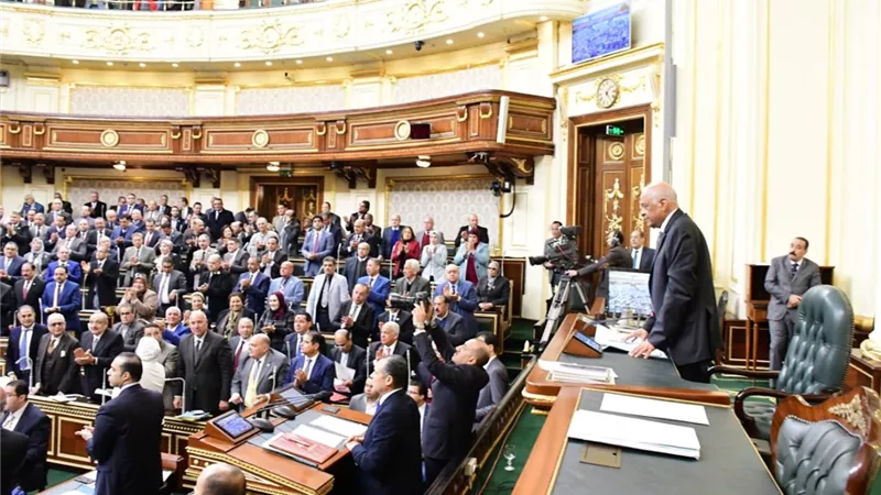 نواب البرلمان يؤكدون فعالية التمويل الاستهلاكي بمواجهة ظاهرة الغارمات.. وعمران: يحول العلاقة لتجارية