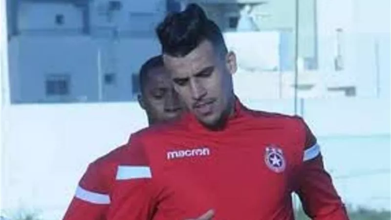 العريبى يقود هجوم النجم الساحلى فى مواجهة الاهلى