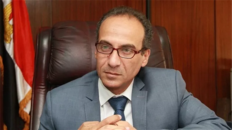 هيئة الكتاب تحتفي بالثقافة السنغالية بإصدار تذكاري من مجلة 