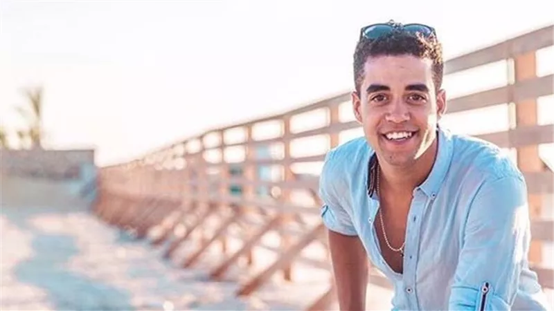 خالد أنور ينتهى من 