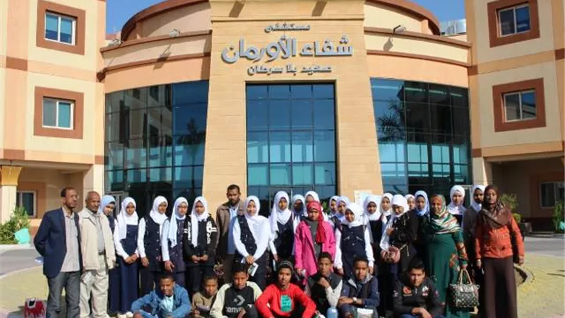 طلبة مدراس النصر والعليقات وقوص الثانوية يتبرعون لمستشفى شفاء الأورمان بالأقصر