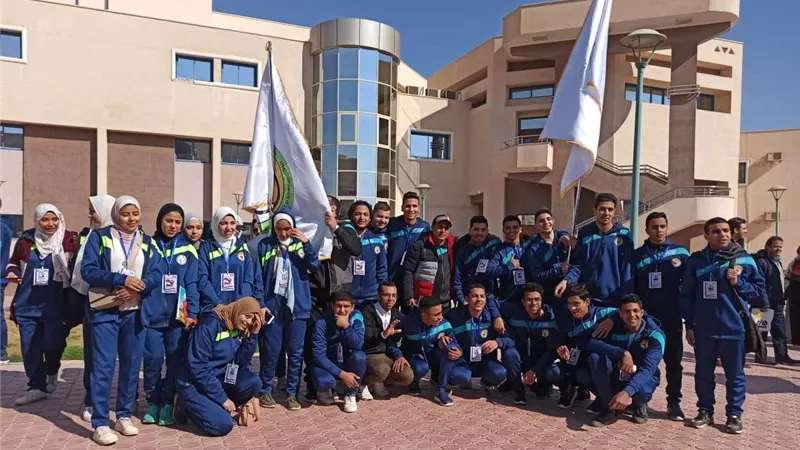 جامعة السادات تشارك بوفد من كلية الصيدلة بالملتقى الصيدلى الثانى للجامعات بسوهاج