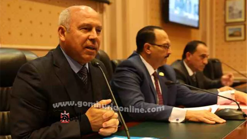 وزير النقل: إنشاء أول مطار جاف في مصر قريبا