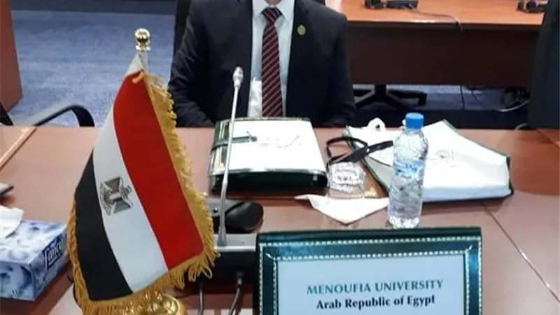 مبارك يشارك فى أعمال الدورة ال 22 لاتحاد الجامعات الإسلامية