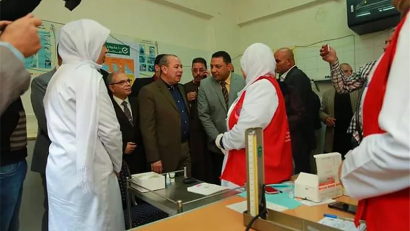 محافظ كفرالشيخ يتابع مبادرة الرئيس للقضاء على فيروس