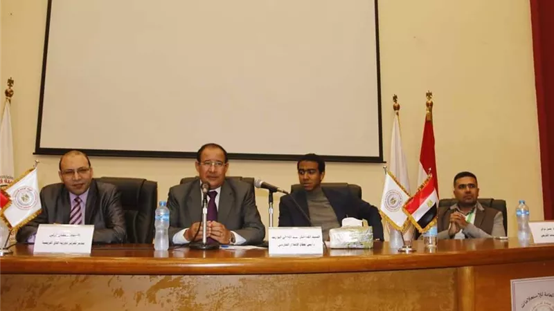 طلاب مدرسة إفريقيا ٢٠٦٣ فى زيارة للهيئة العامة للاستعلامات