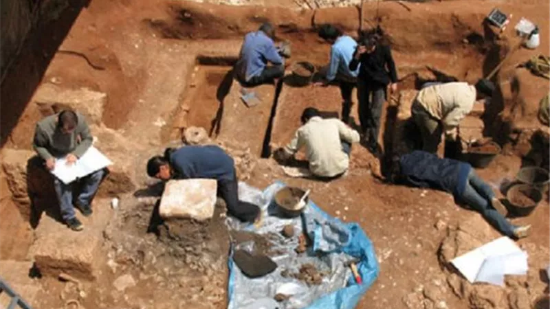 مصرع عامل اثناء الحفر والتنقيب عن الآثار بسوهاج