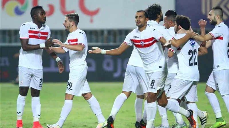 رئيس الزمالك يهدد بشطب لاعبى الفريق
