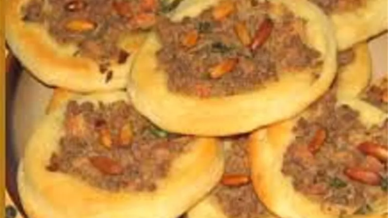 العثور على فطائر مخبوزة من 80 عاما .. هدية ام فى زمن الحرب