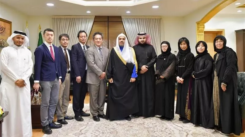 أمين عام رابطة العالم الاسلامى يبحث موضوعات مد جسور التعاون الثقافى والحضارة مع وفد ياباني أكاديمي