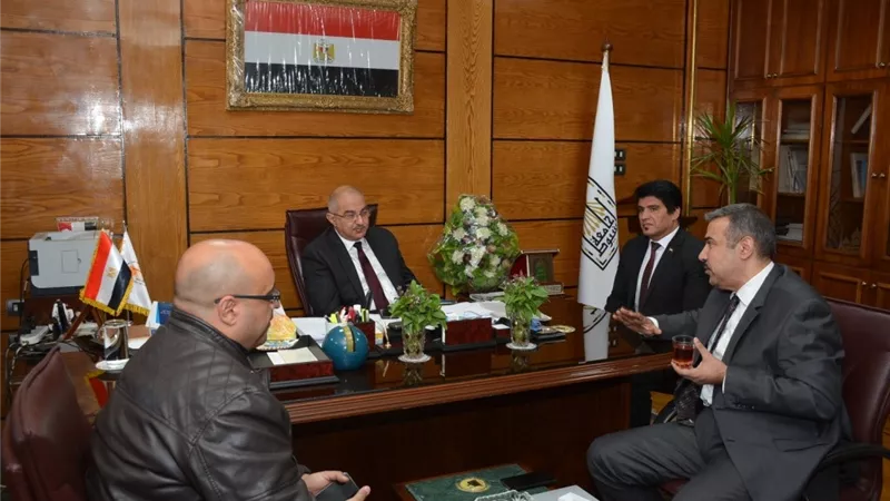 رئيس جامعة أسيوط يستقبل مستشار وزير الاتصالات لبحث سبل التعاون المشترك