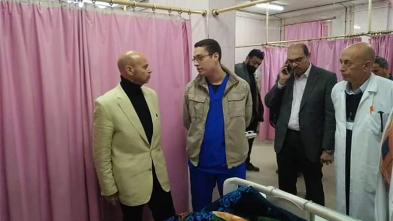 وكيل وزارة الصحة يتفقد مستشفي الزقازيق ومركز الغسيل الكلوي بالغار