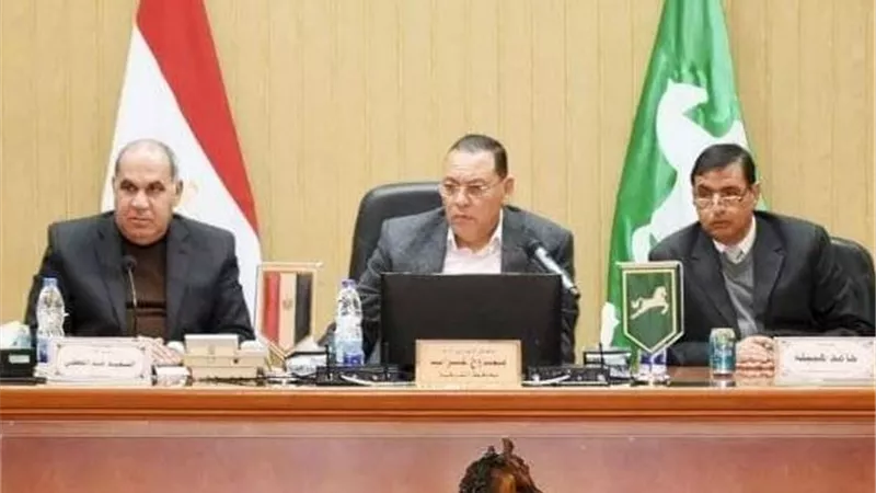 غراب يعقد إجتماعاً لمديري البنوك لبحث أوجه التعاون في تطوير الشرقية