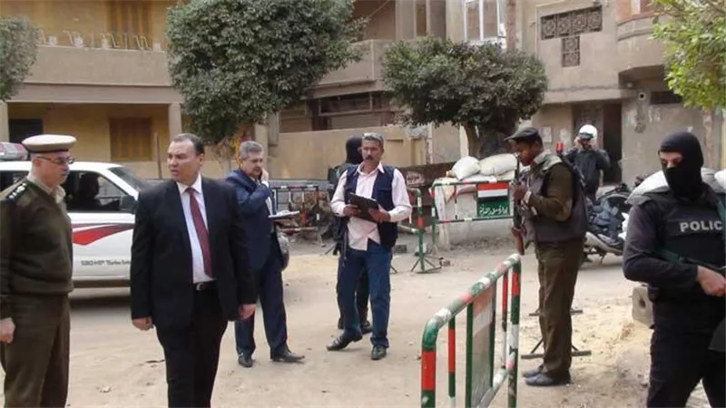 بالصور.. مدير أمن المنوفية يتفقد خدمات تأمين الكنائس بشبين وقويسنا