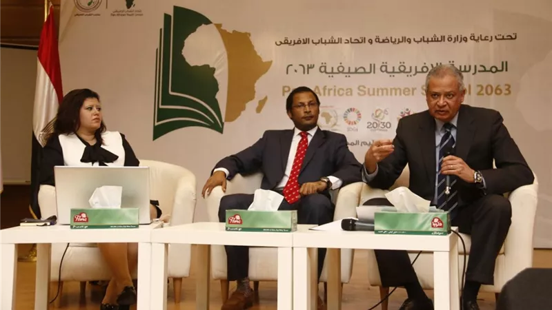 المرأة الأفريقية على مائدة 