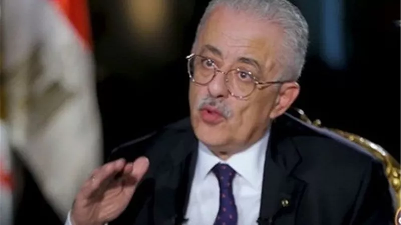 طارق شوقى يصدر كتابا دوريا جديدا بشأن تابلت اول ثانوى