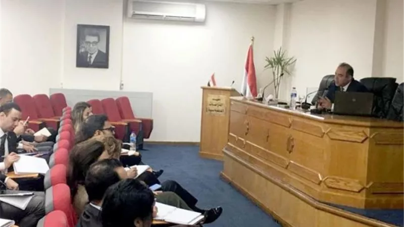 تعاون بين 