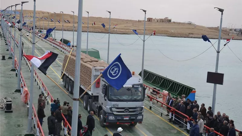 نجاح التشغيل التجريبي لكوبري الشهيد أحمد الشبراوي بالسويس