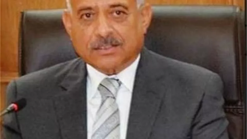 رصف وانارة المنطقة البديلة لتجار الخردة .