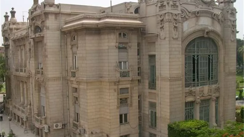 جامعة عين شمس تدين الحادث الإرهابي بالهرم