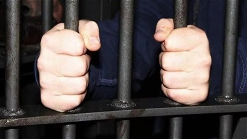 ضبط عاطل بمصر القديمة حاول سرقة 190 الف جنيه من موظف