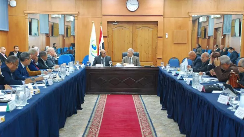 القابضة للمياه وهيئة الارصاد الجوية ناقشا اليات التعاون لمكافحة الامطار والسيول