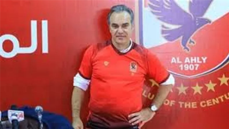 ثنائى الاهلى فى انتظار كلمة لاسارتى للقيد فى قائمة الفريق